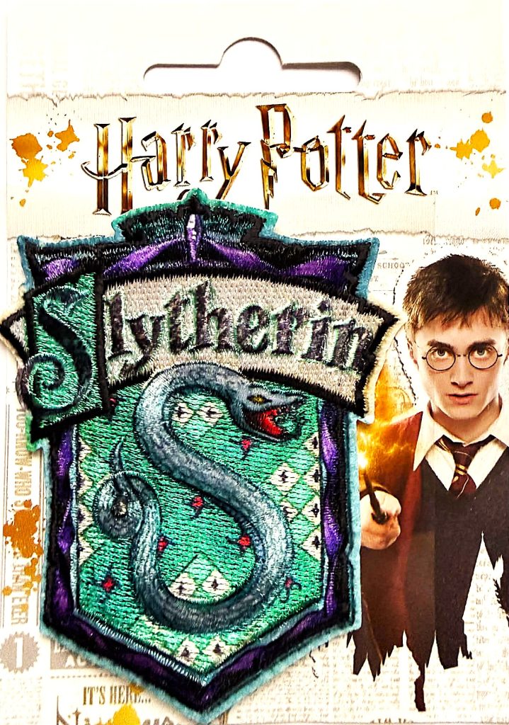 Termoklijuojama aplikacija Harry Potter "Hogwarts herbas" 6,5 cm x 8,0 cm