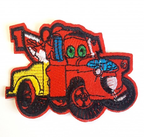 Aplikacija "raudona mašina" 8,0 cm x 6,0 cm