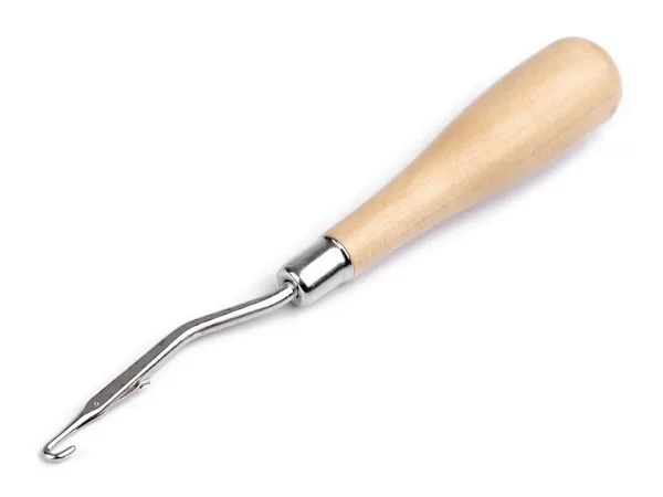 Kilimų siuvinėjimo kabliukas 16 cm