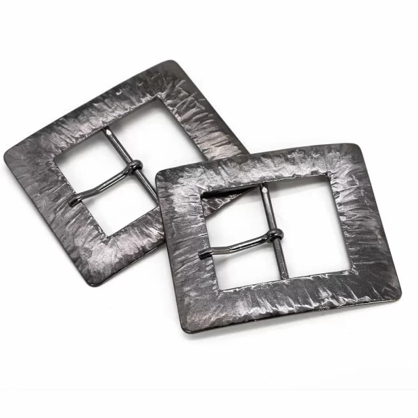 Metalinė diržo sagtelė, grafito spalvos, 10 × 8,5 cm